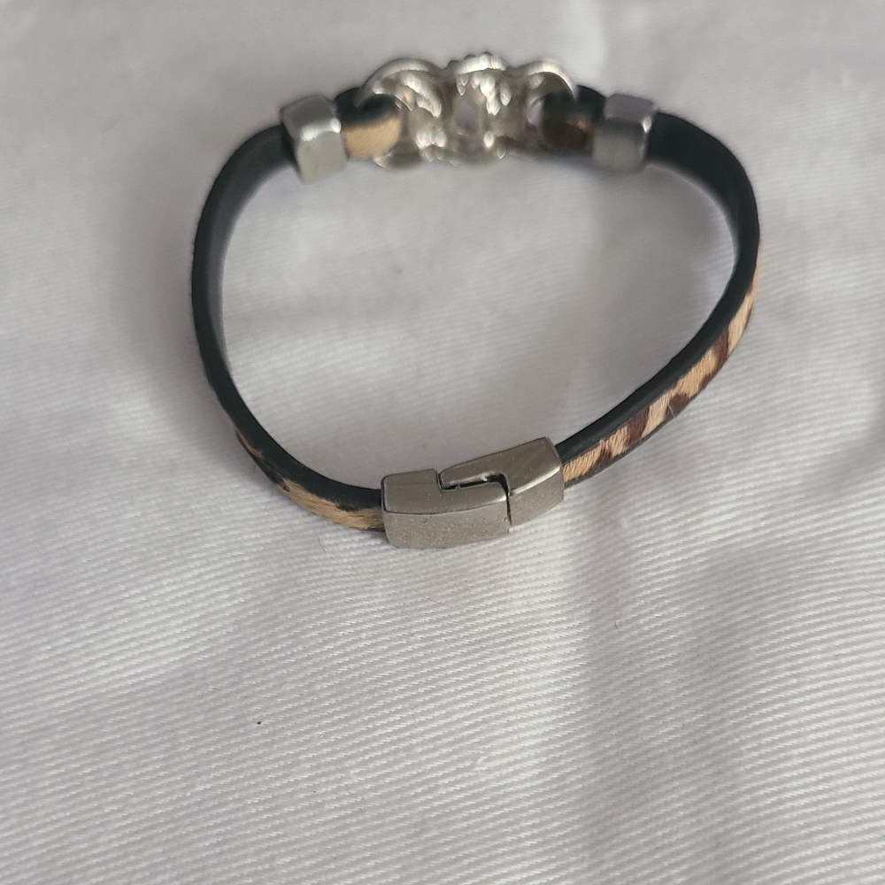 2 for 18 Leopard bracelet - Picture 4 of 6